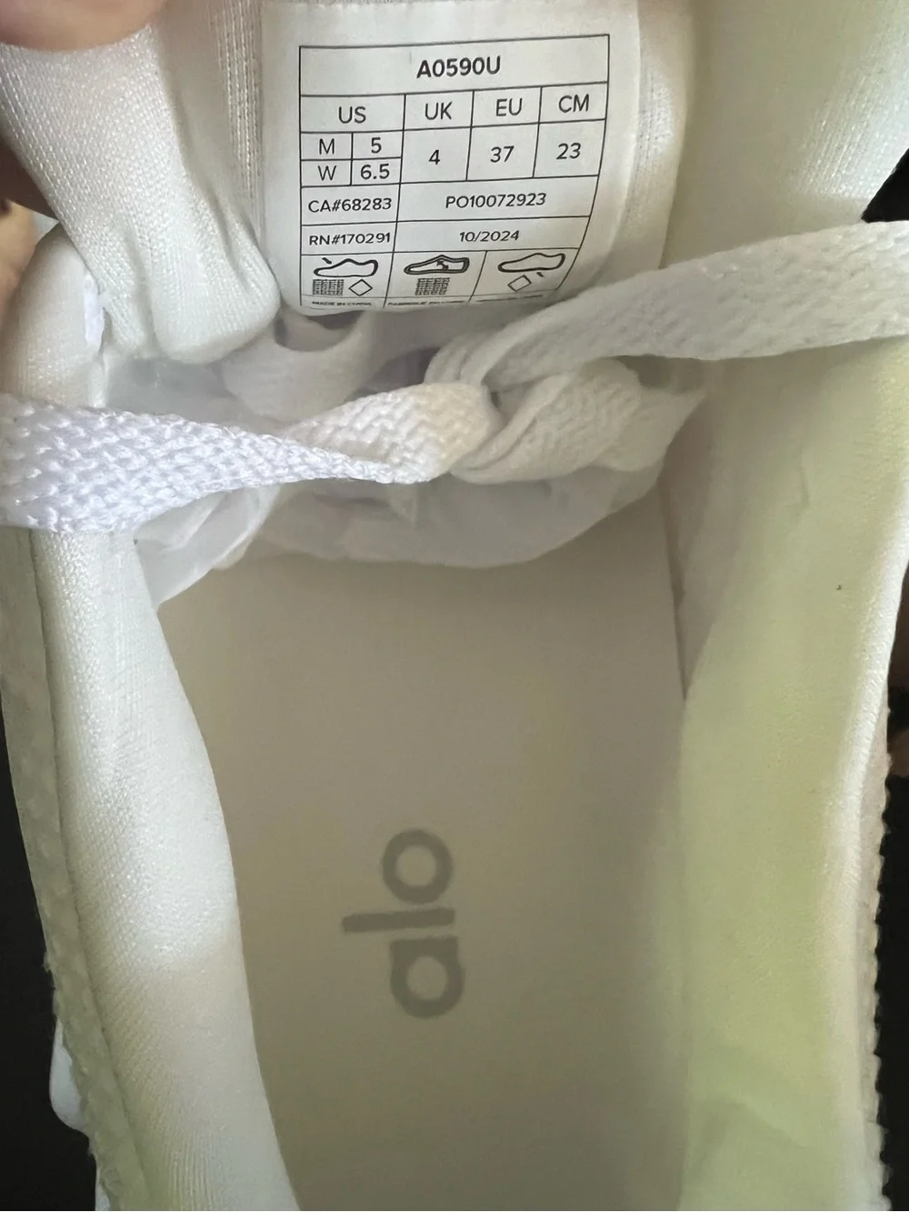 ALO Yoga like new